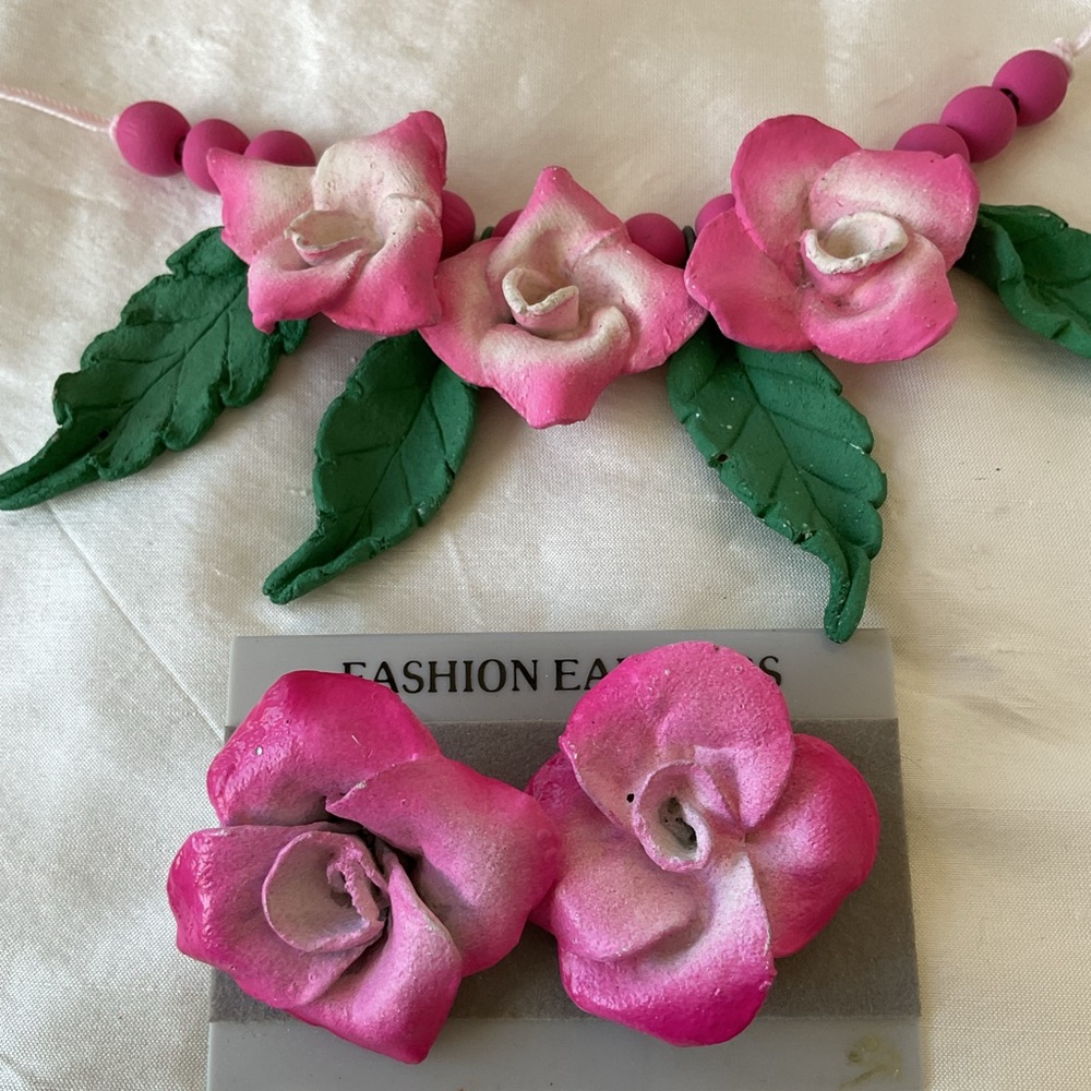 1970’s Vintage Clay Handformed Roses Necklace And Pierced Earrings